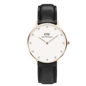 Daniel Wellington leather watch